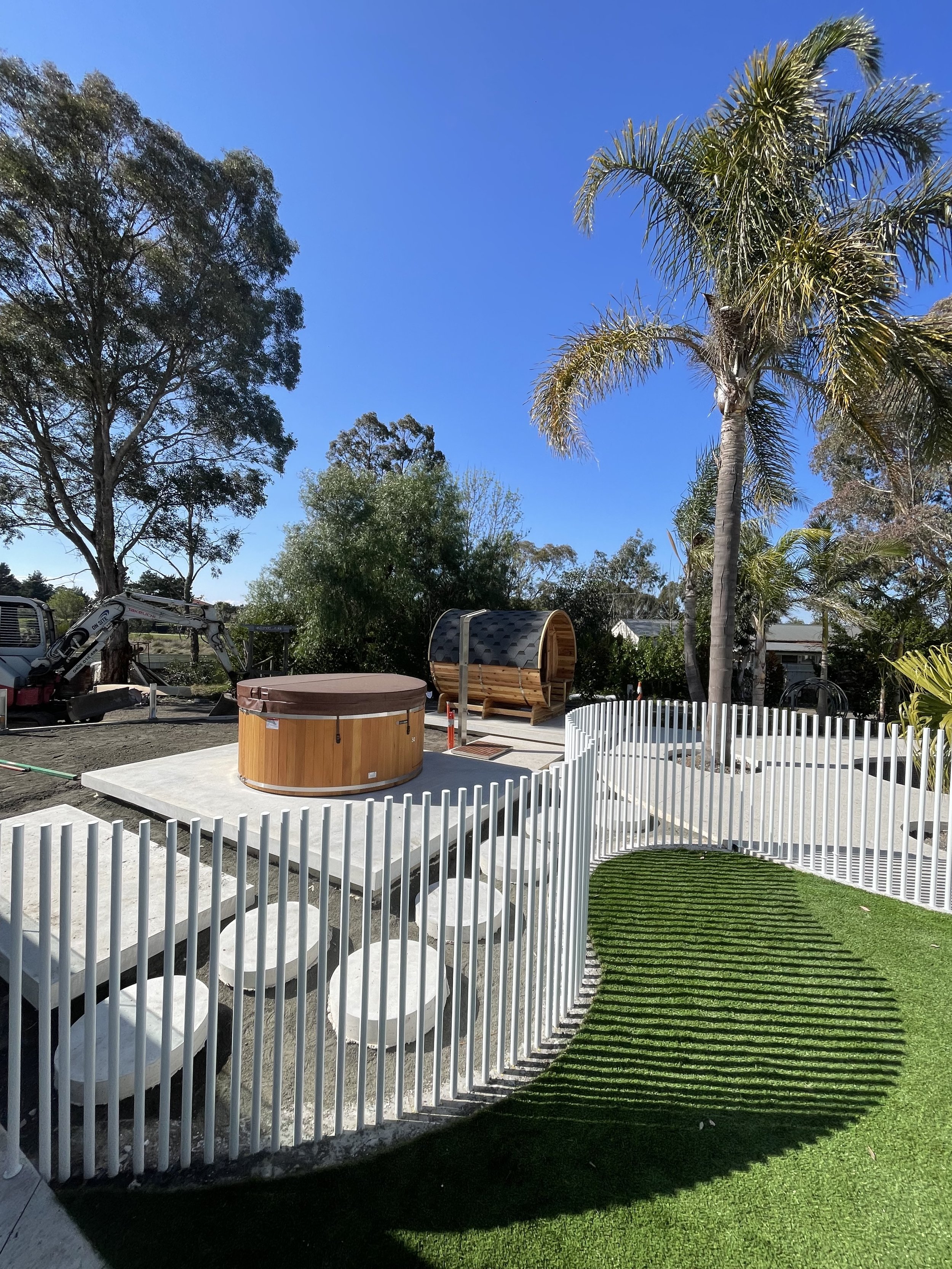 Steel rod pool fencing installation Melbourne