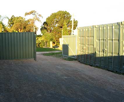 How mobile storage works: delivery, packing, storage, access