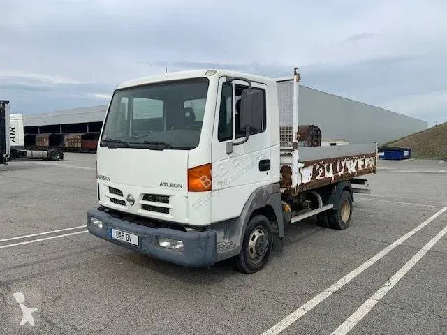 Unwanted truck bought for cash by Brisbane car wreckers
