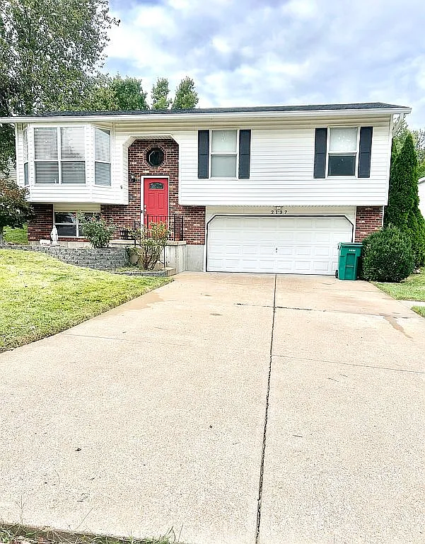 REDBO, MO Property Listing, 2137LA,  FSBO - Real Estate Direct By Owner