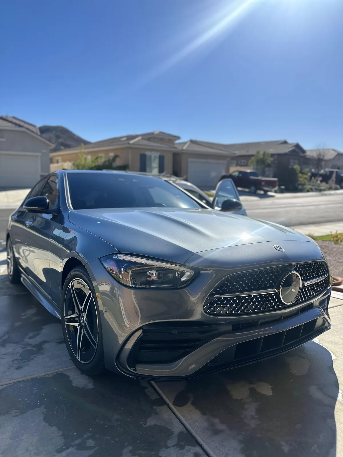 Detailing the exterior of a car 