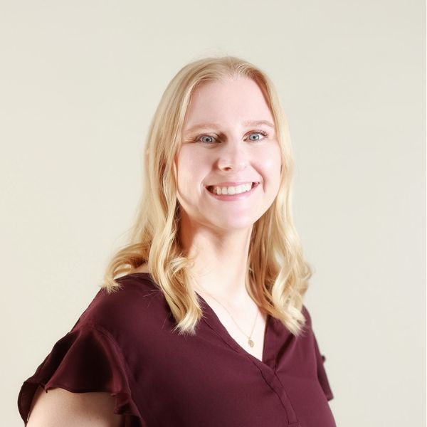 Dr. Alyssa Heisen headshot