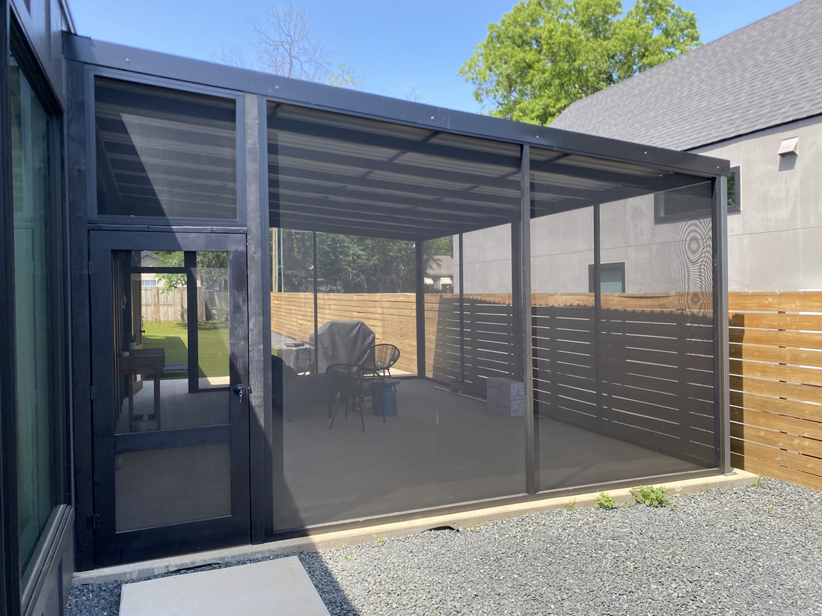 Dallas Screen Repair & Rescreening