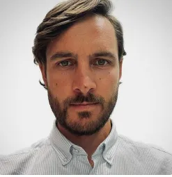 Portrait d'Alex Morel, fondateur de FluxForge et créateur d'AcquiFlow