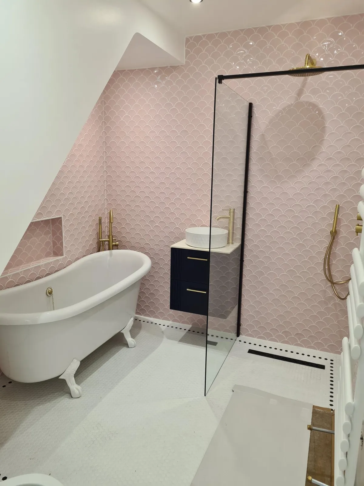 Walk-in shower conversions in Woodford