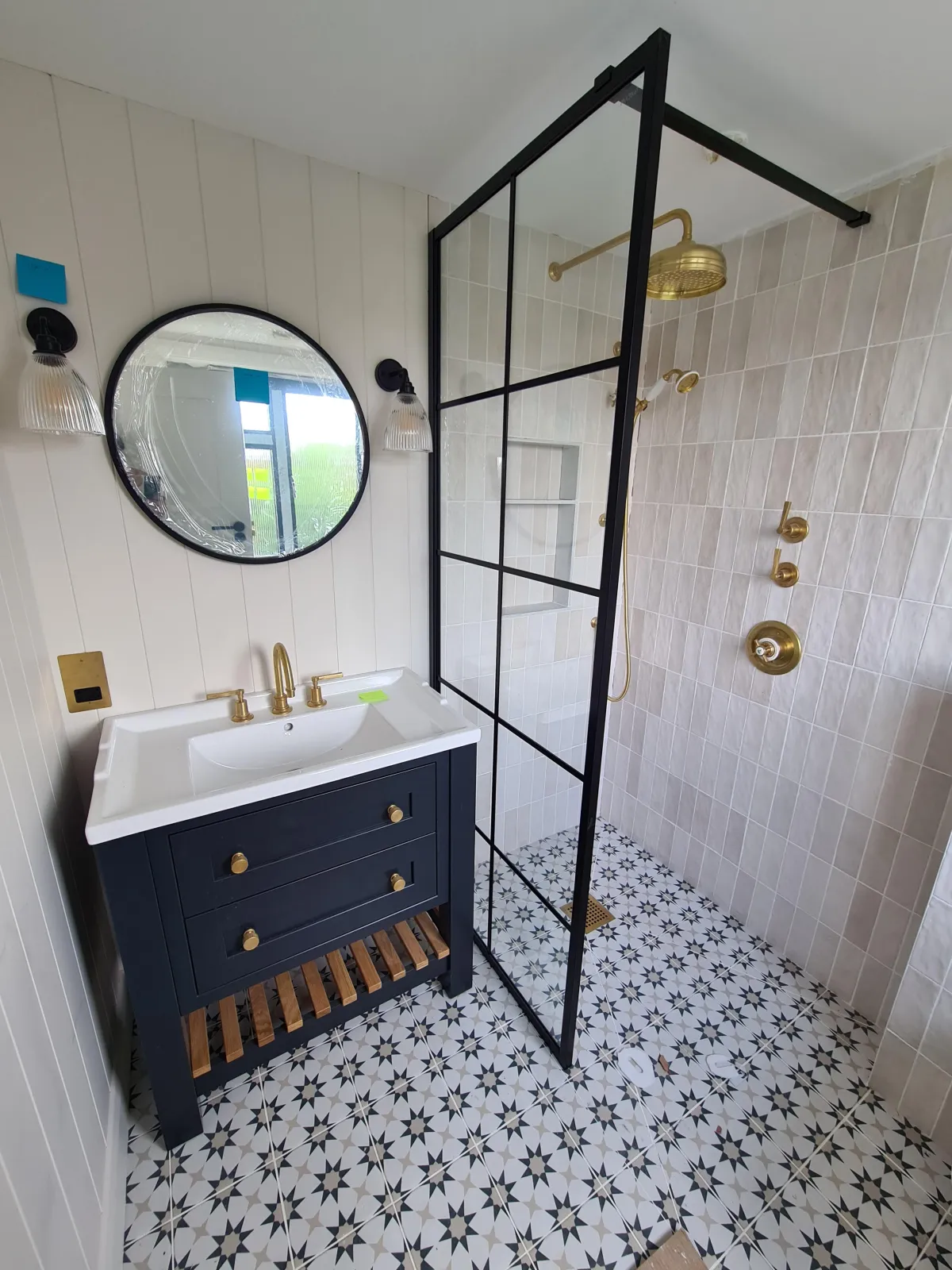 Shower Installations Woodford