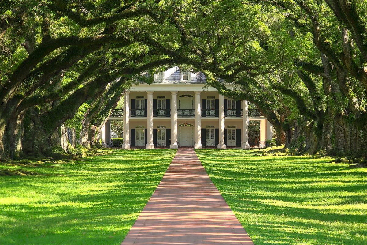 What Sellers Get Wrong About Pricing a Home in Charleston SC