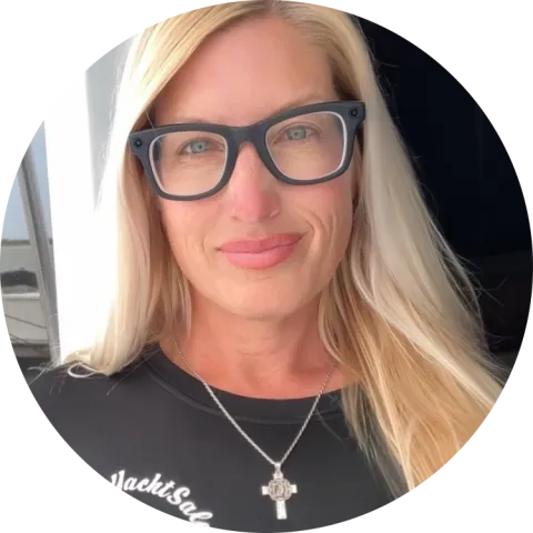 Deana Blackburn - Yacht Sales Professional