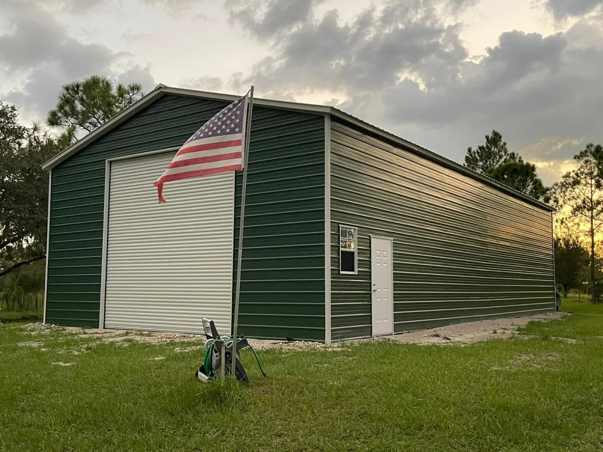 IMAGEN COMMERCIAL BUILDINGS