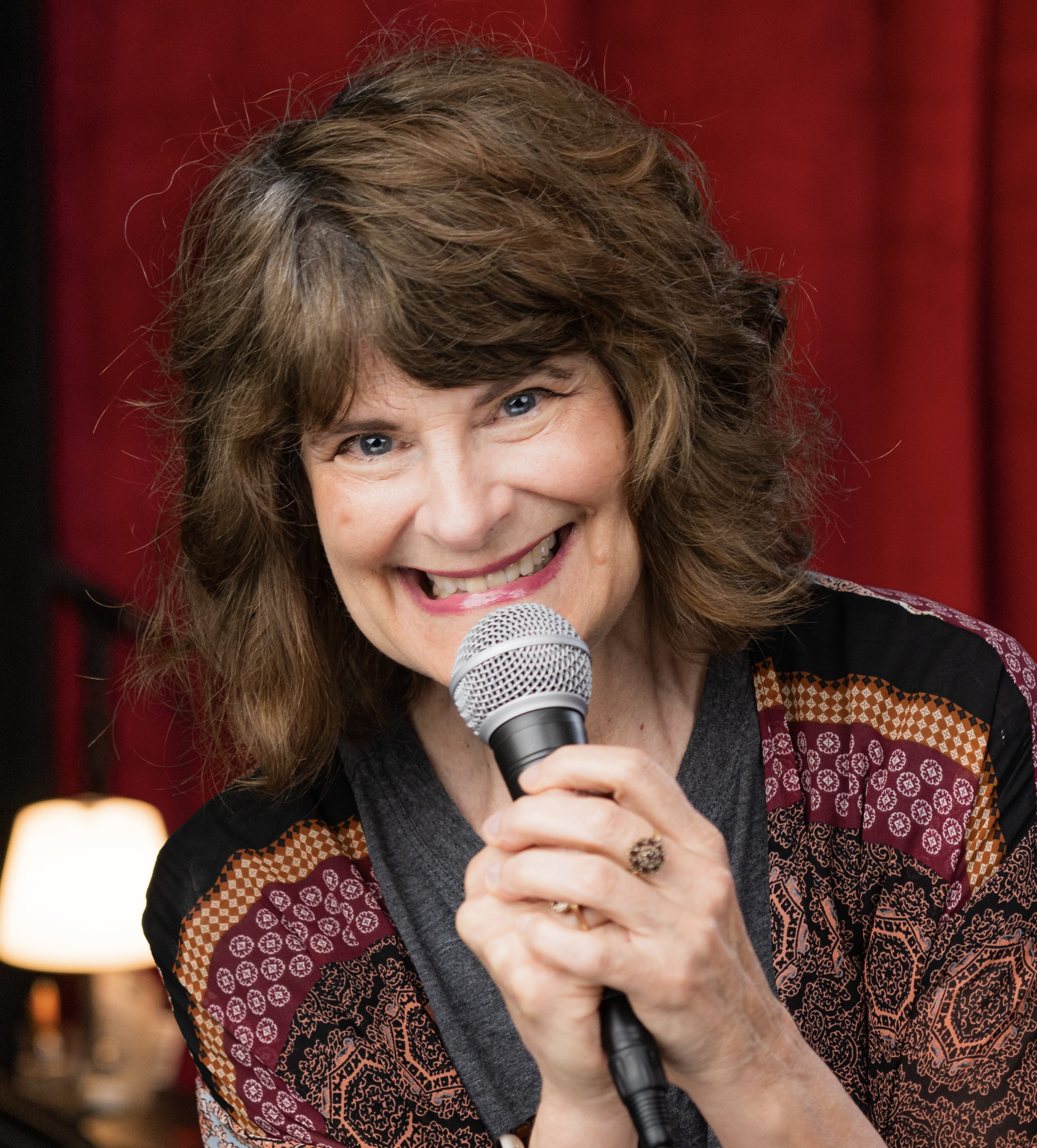 Stacy Dymalski performing stand-up comedy
