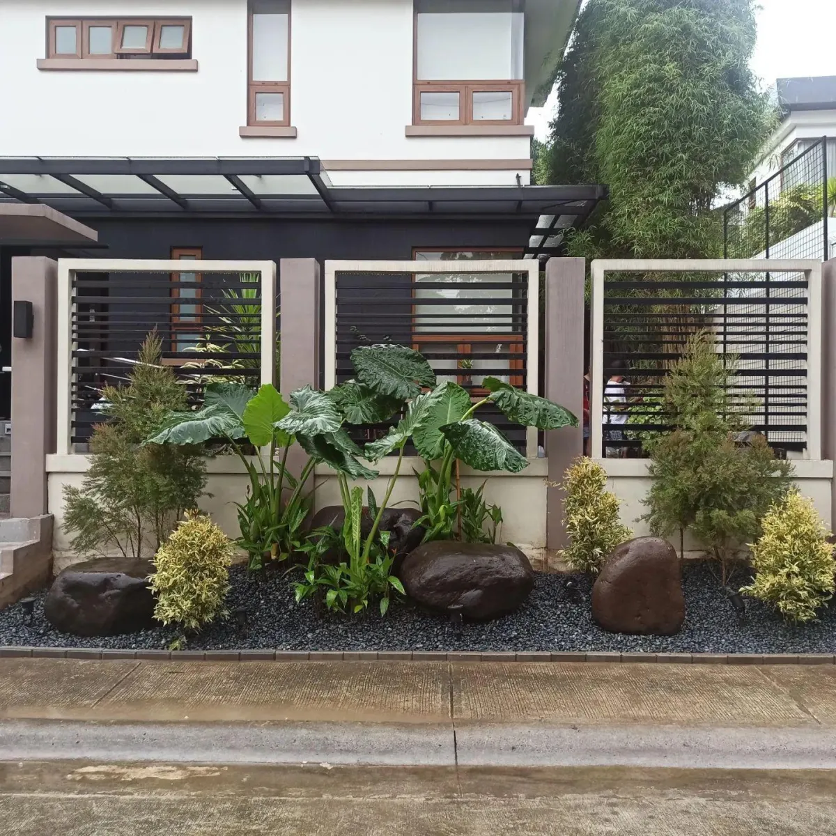  Metro Manila