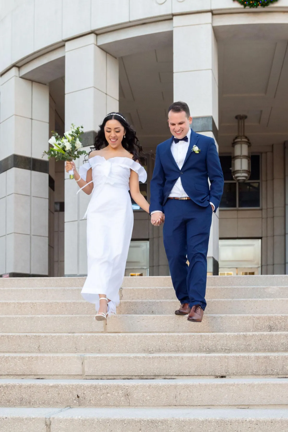 Couple eloping at the Orange County Courthouse in Orlando F