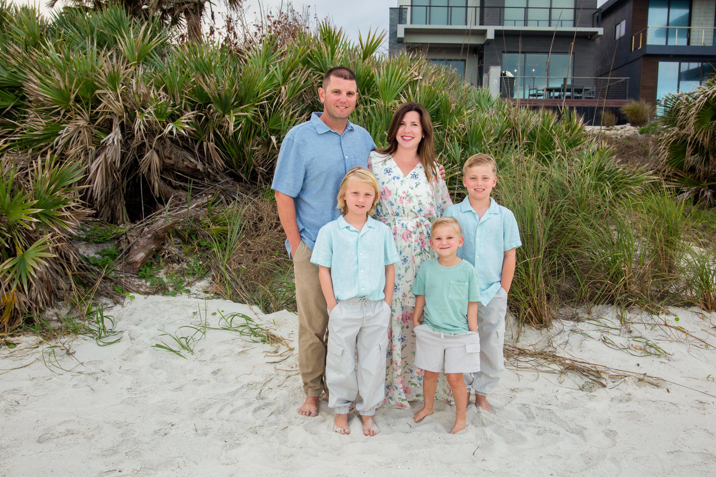 Family at Lake Eola Park on vacation
