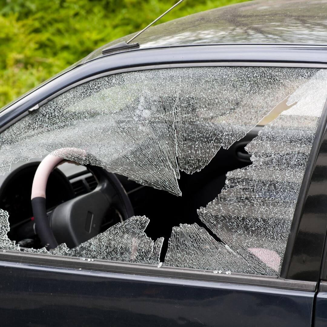 Side glass replacement in New York.
