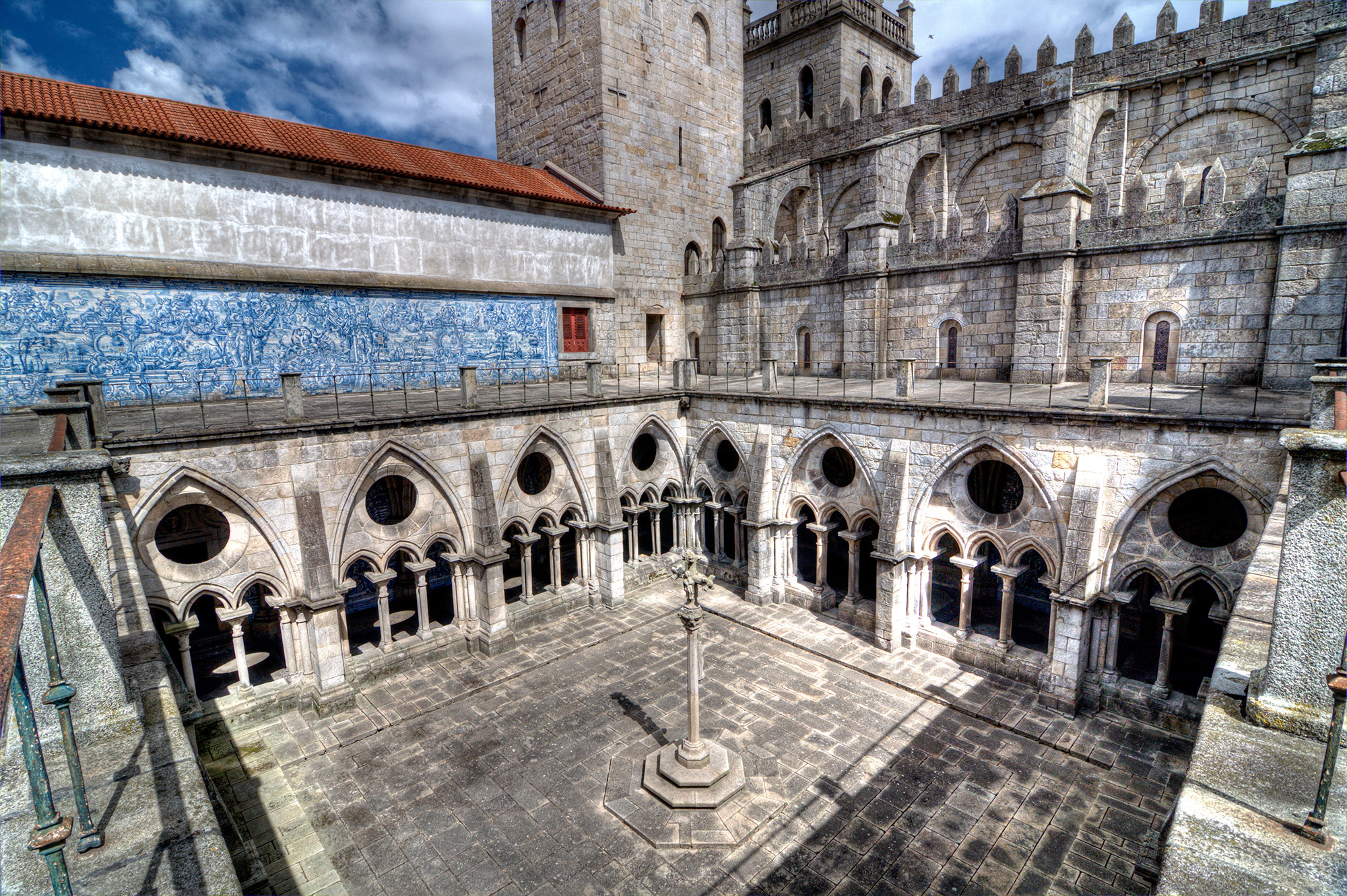 Stone courtyard at Sé Cathedral in Porto, Portugal