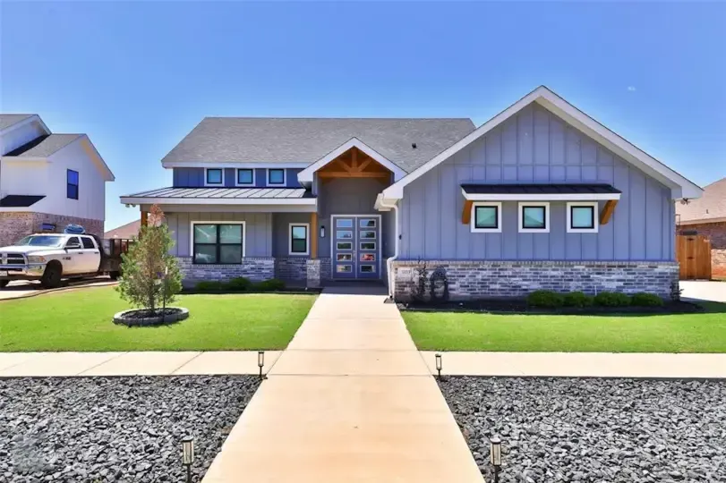 Abilene Concrete levels Driveway.