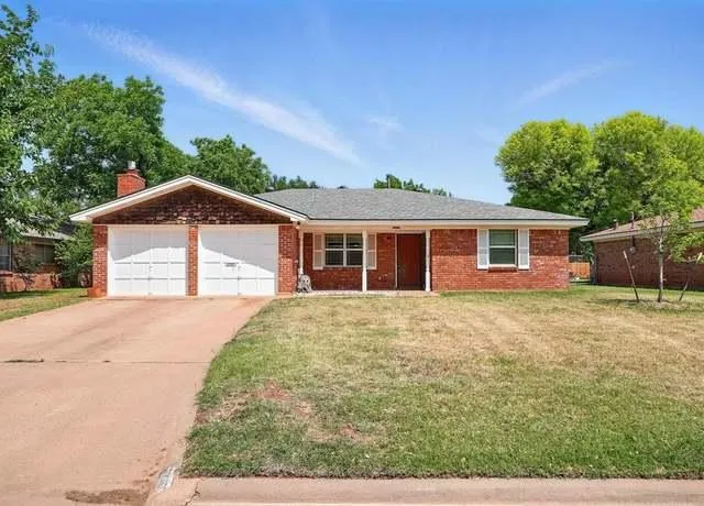 Abilene Concrete builds and installs Driveway
