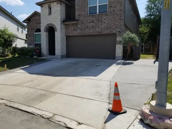 Abilene Concrete builds and installs Driveway