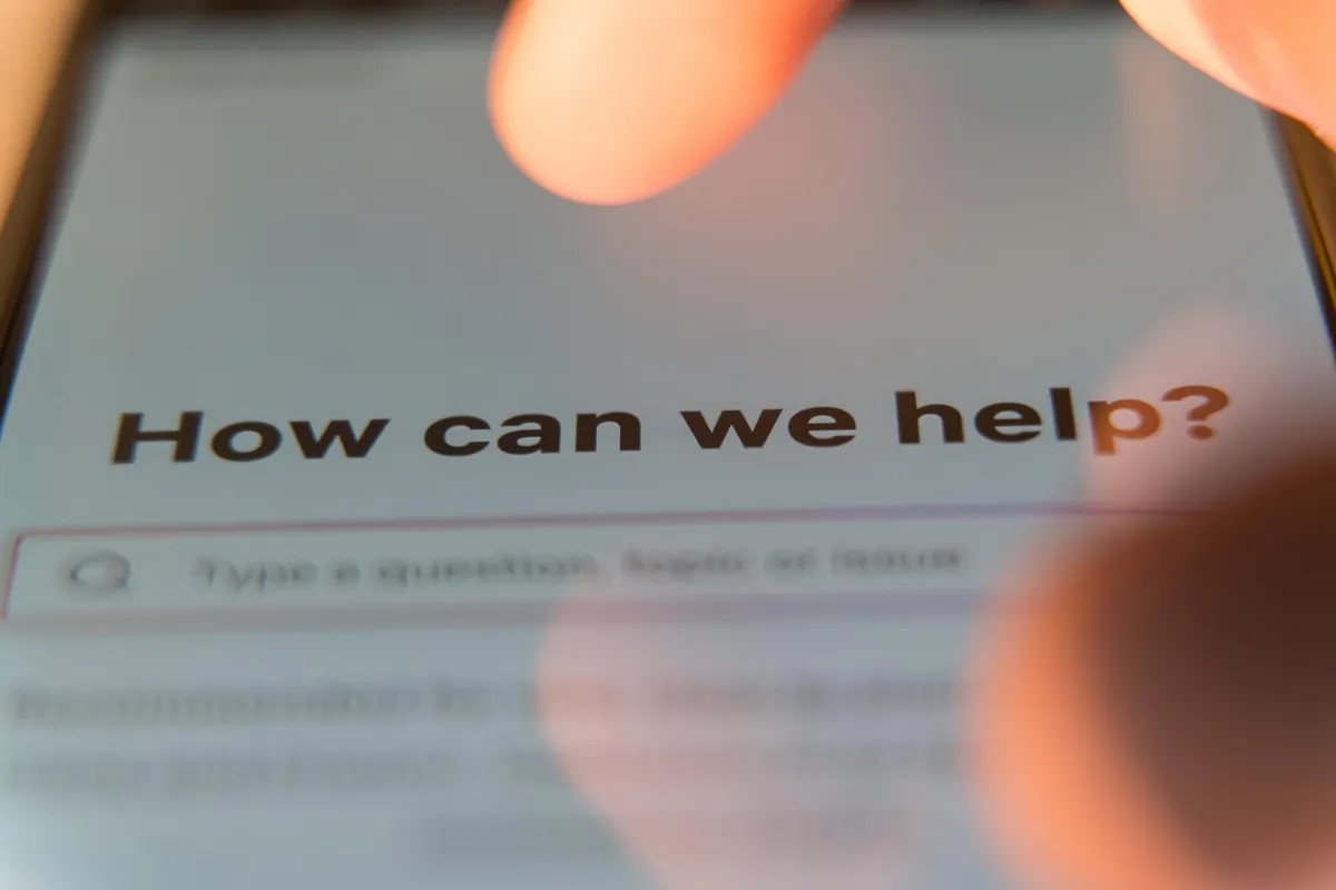 A customer using an online private prescription platform, highlighting support for patients comparing UK medication prices