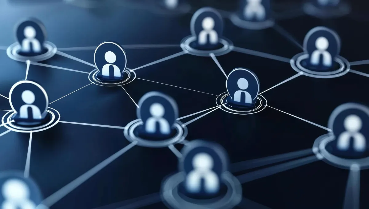 Digital healthcare network for sourcing affordable private prescriptions from UK pharmacies.