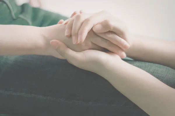 How to Support Someone Through Grief Without Trying to Fix It