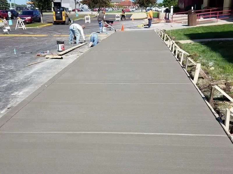 Roll-Off Container in