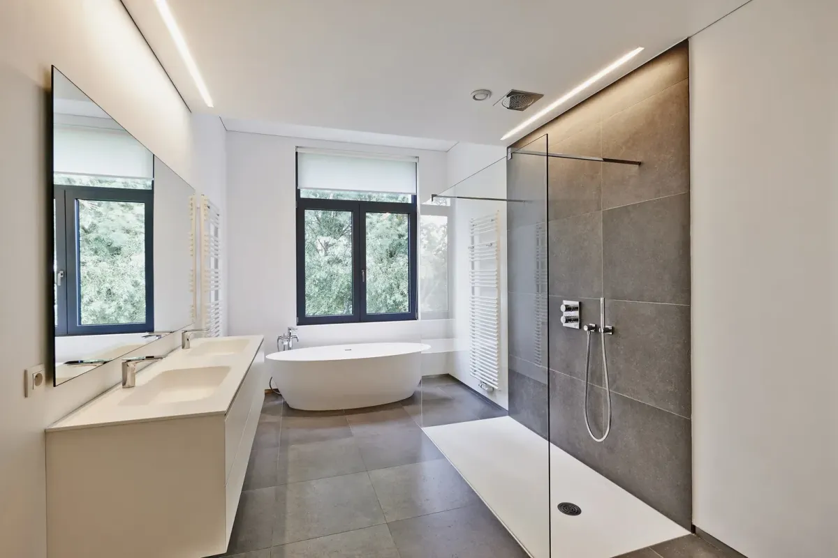 5 Elements Your Custom Luxury Bathroom Needs to Have