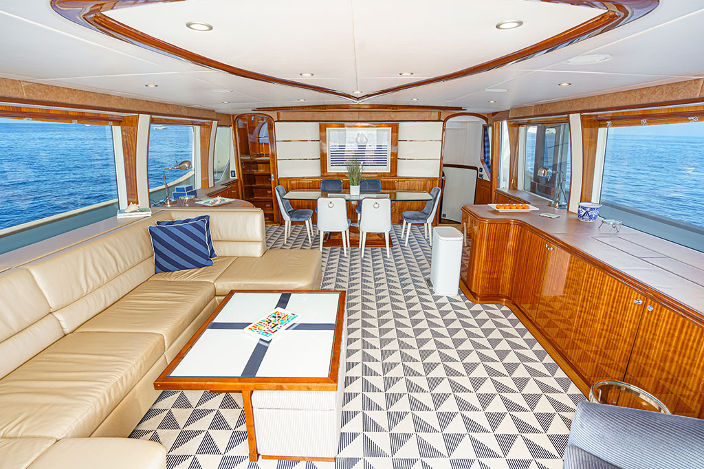 110-foot Maiora yacht Miami for Melissa Dlugolecki Retreat