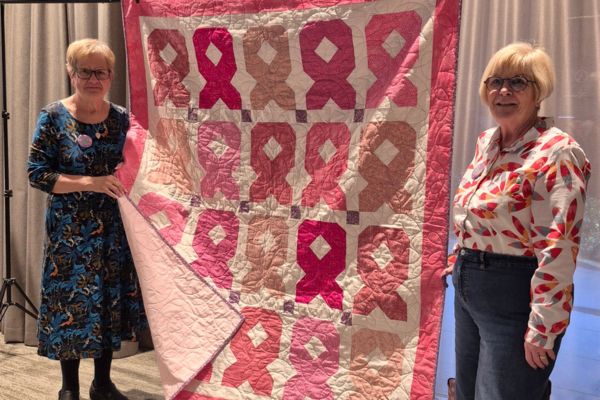 A Charity Quilt That Raised £700 — Kindness and Creativity at the Eryri Patchwork Retreat