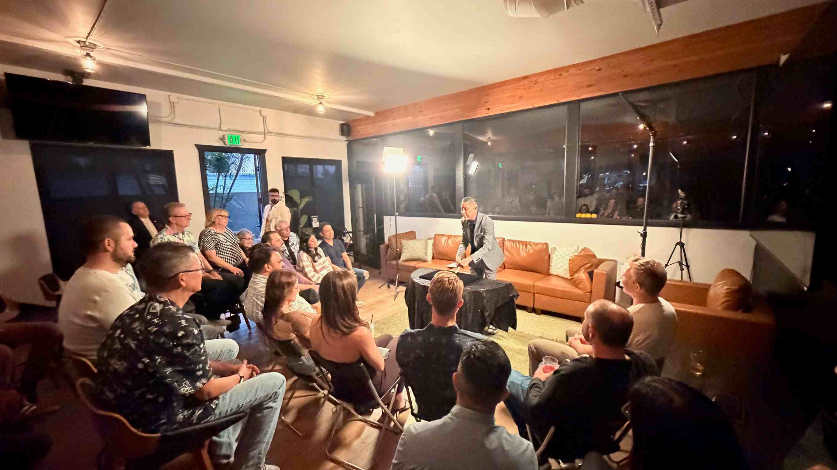 California Magic Club Performer
