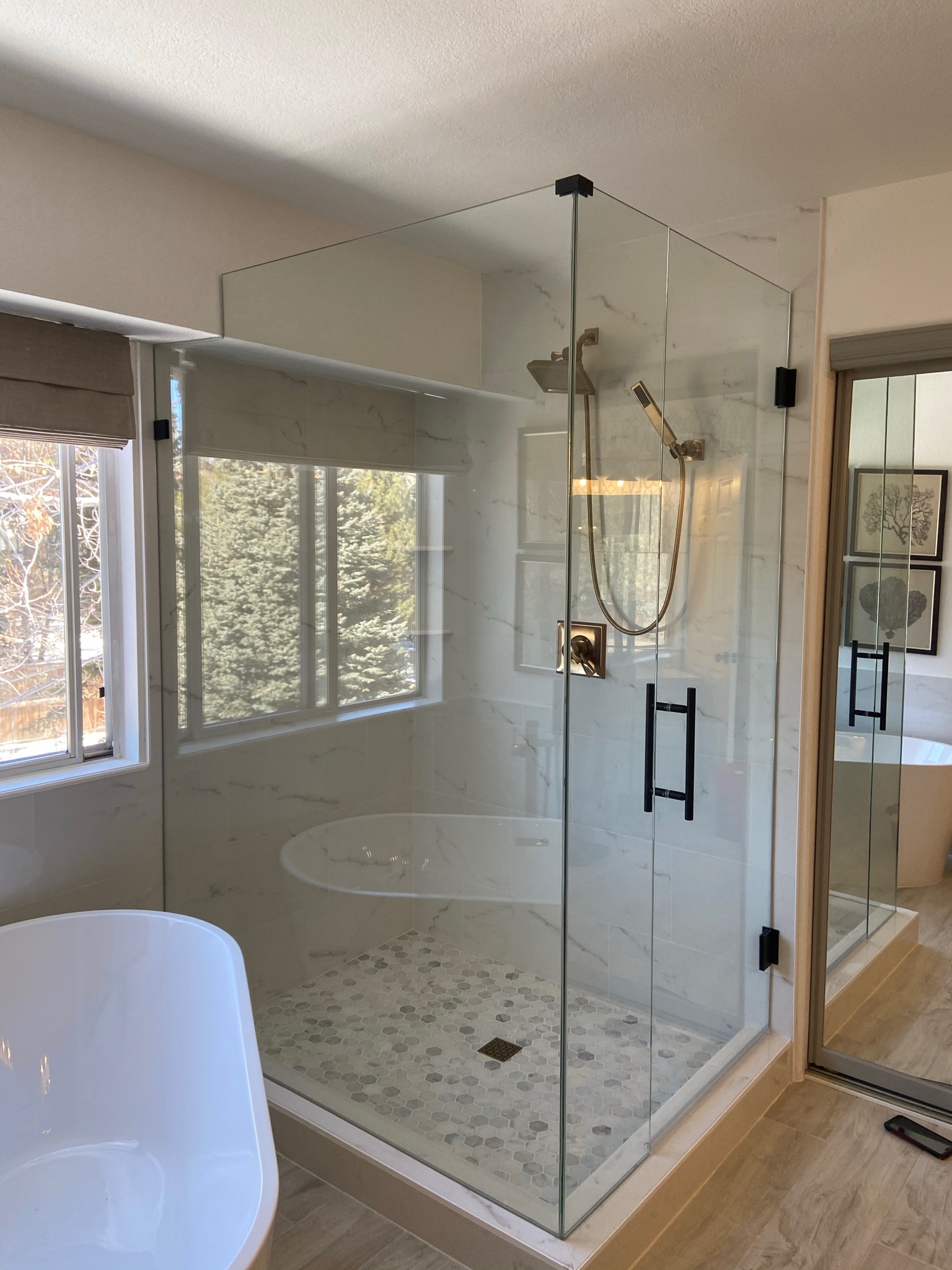 Frameless Shower & Tub Enclosures