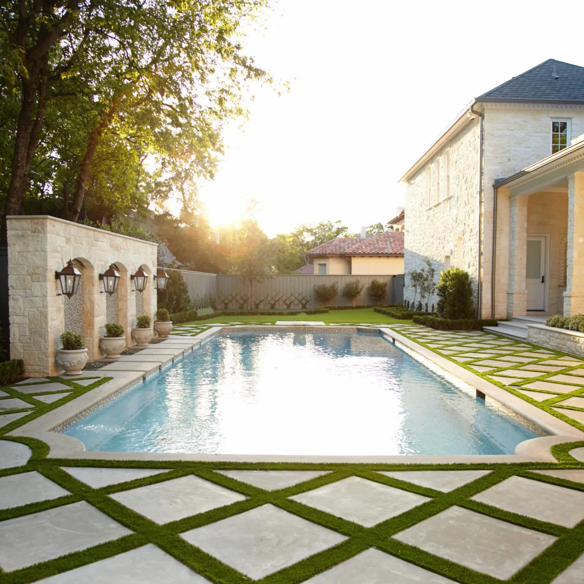 Stuv-Driveway-Artificial-Grass