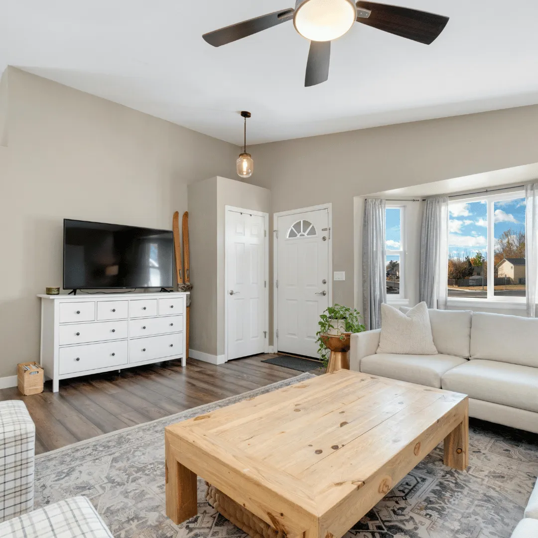 painting services Colorado Springs, interior painting Colorado Springs, house painter Colorado Springs, wall painting Colorado Springs, ceiling painting Colorado Springs, painter Fountain CO, painter Monument CO