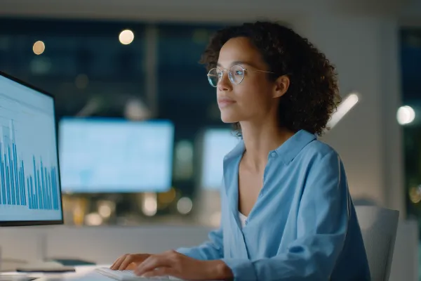 AML compliance officer providing governance, oversight and risk accountability