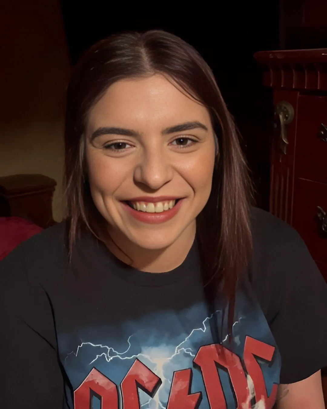 Client testimonial from Jasmine describing her mindset transformation.