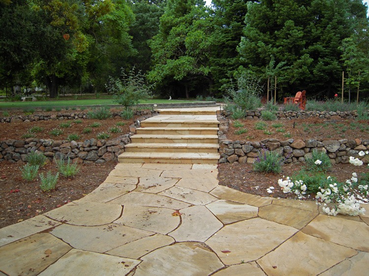 Bobcat & Trucking Services in 