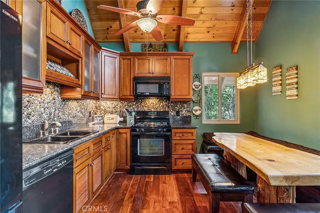 Kitchen with modern appliances