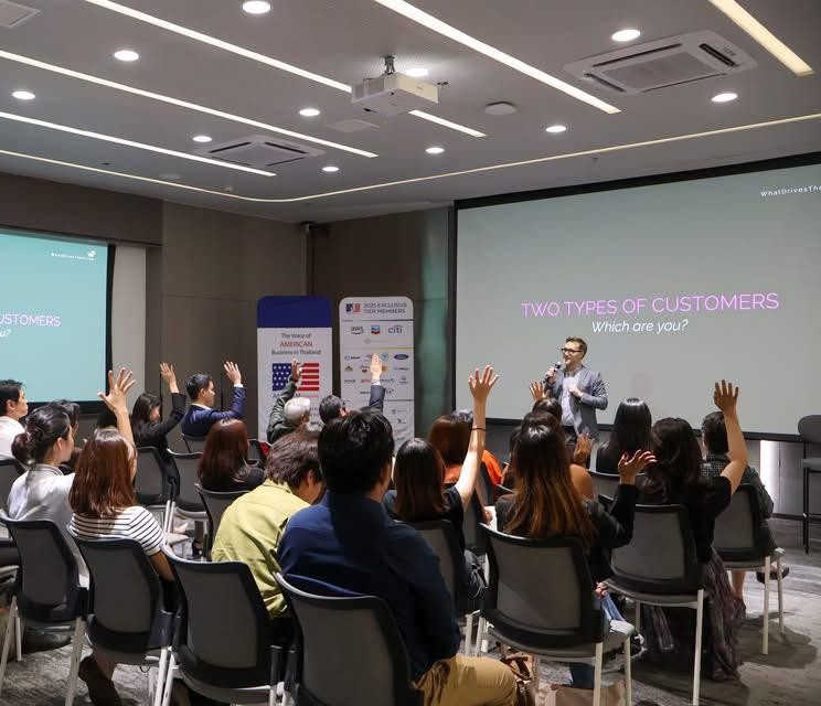 Professionals participating with knowledge