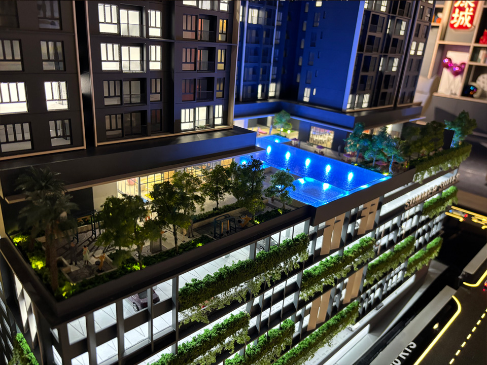 Summer Suites Model