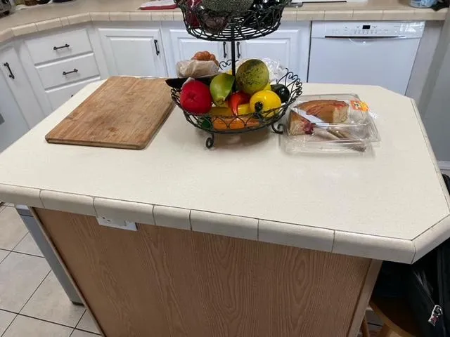 kitchen countertop reglazing