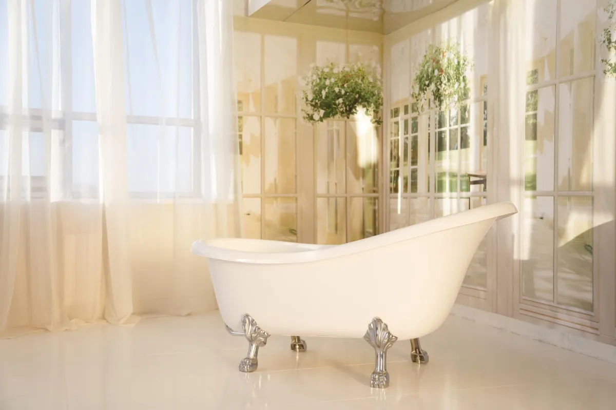 clawfoot bathtub refinishing