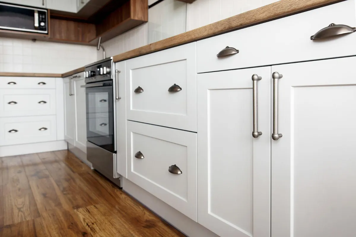 kitchen cabinet painting