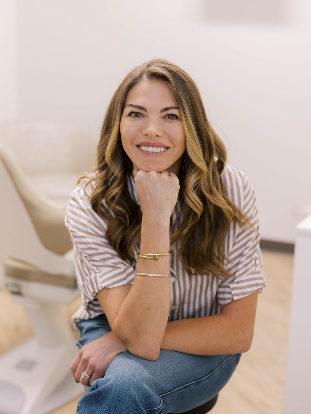 Portrait of Dr. Liz Turner, co-founder of The Untethered Way