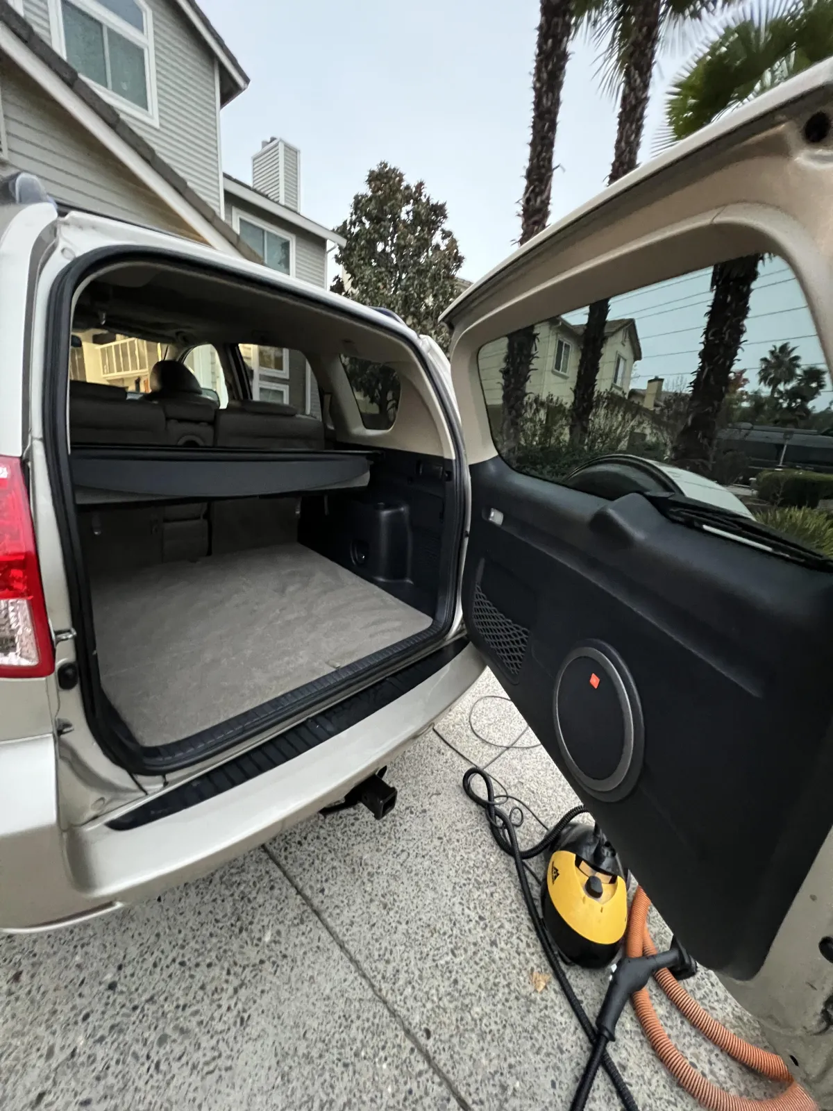 Interior car detailing in Davis, CA by Vic’s Auto Detailing