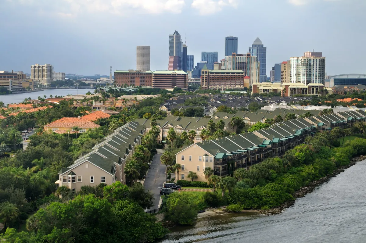 Buying a Condo vs. a House in Tampa: What Should You Consider?