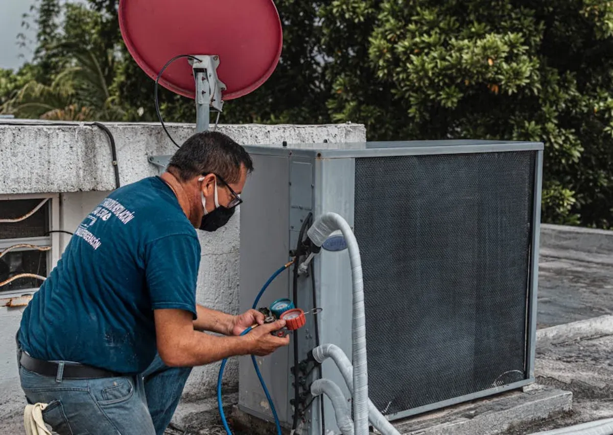 AC repair up close by AC Magic in Orlando