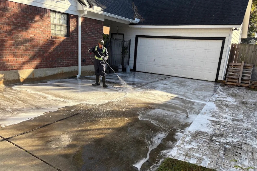 Driveway Pressure Washing