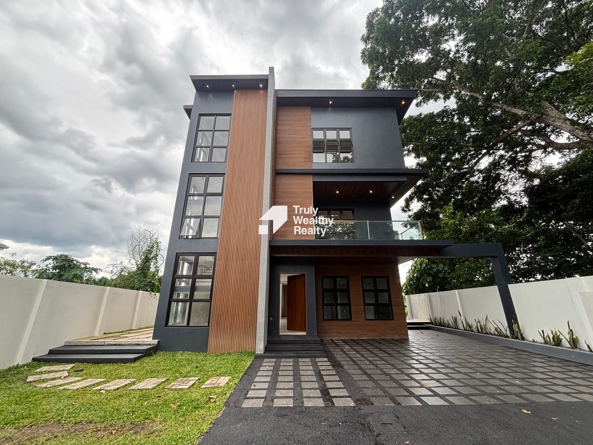 4-storey Semi-ridge Home with pool in Xavier Estates