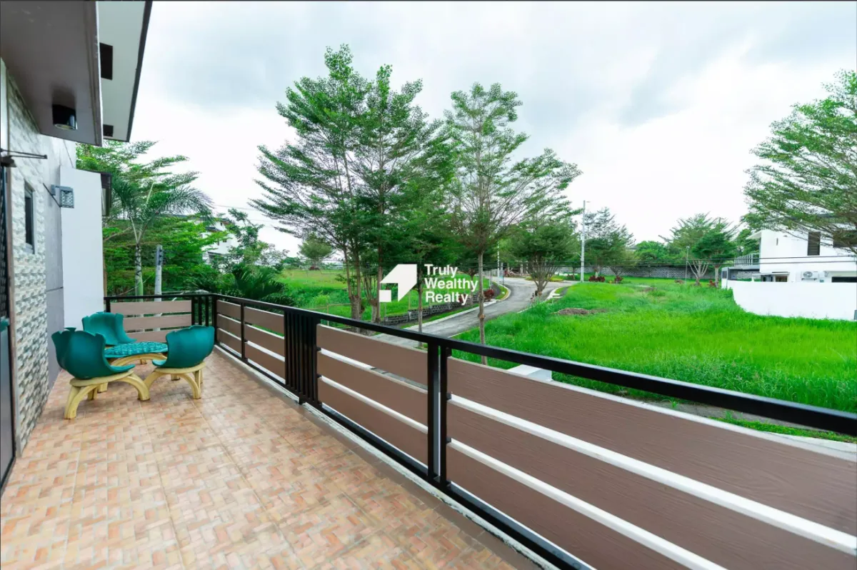 Bloomfields, Uptown, Cagayan de Oro