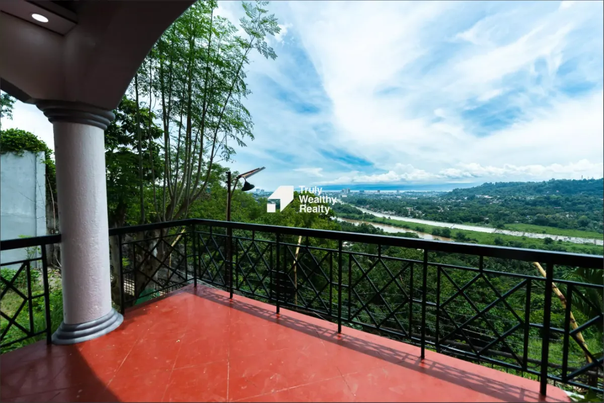 River Grand Uptown, Cagayan de Oro City